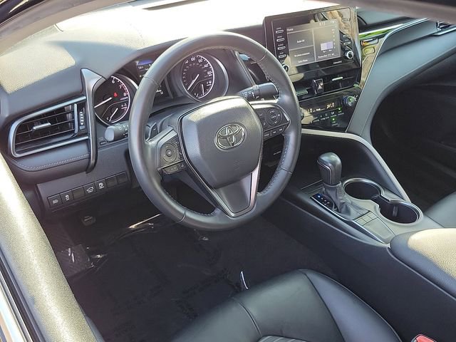 Used 2023 Toyota Camry SE image 7