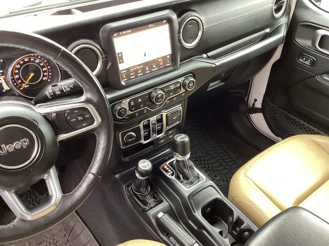 Used 2018 Jeep Wrangler Unlimited Sahara image 28