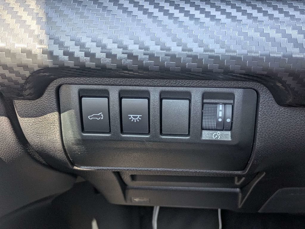 Used 2025 Subaru Ascent Premium AWD/4WD image 24