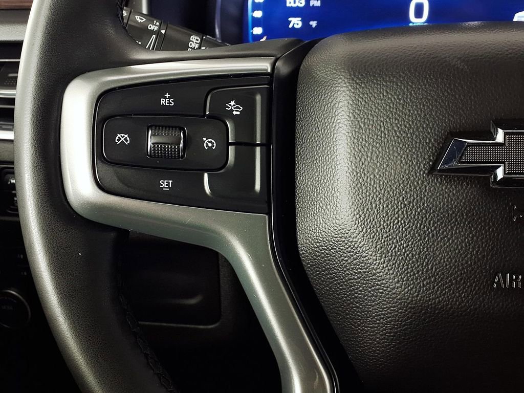 Used 2023 Chevrolet Suburban Z71 AWD/4WD image 21