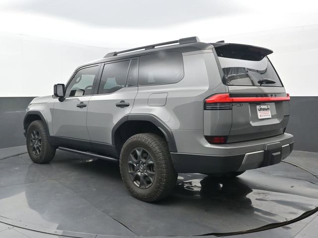 Used 2024 Lexus GX 550 AWD/4WD image 3