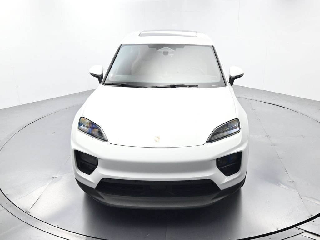 Certified 2025 Porsche Macan Electric RWD image 44