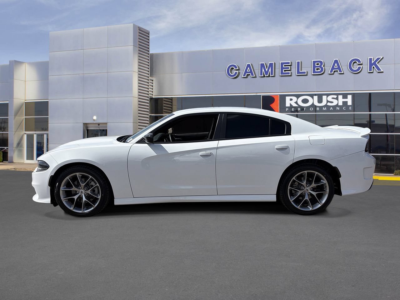 Used 2023 Dodge Charger GT RWD image 3