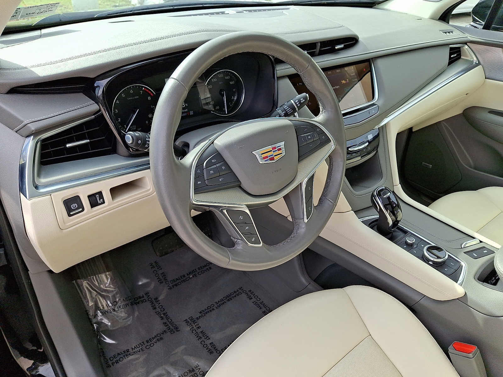 Certified 2023 Cadillac XT5 Premium Luxury image 16