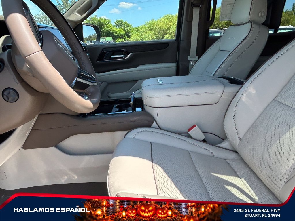New 2026 GMC Yukon Denali w/ Denali Reserve Package AWD/4WD image 10
