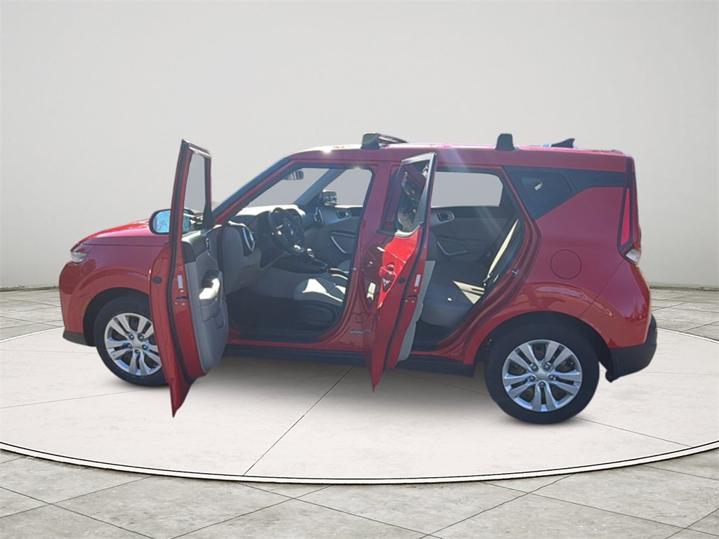 Used 2020 Kia Soul LX image 22