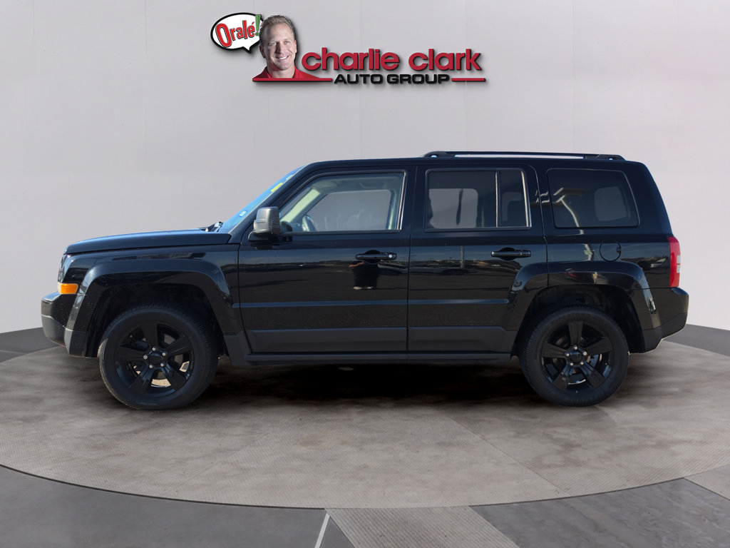 Used 2015 Jeep Patriot Sport w/ Power Value Group AWD/4WD image 2
