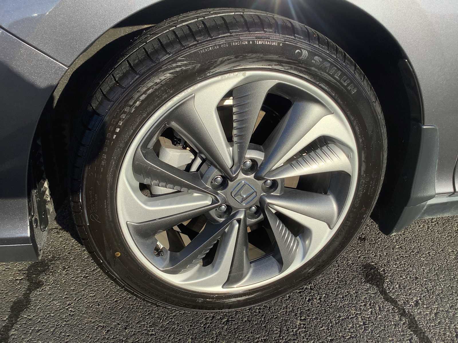 Used 2020 Honda Clarity Touring image 9