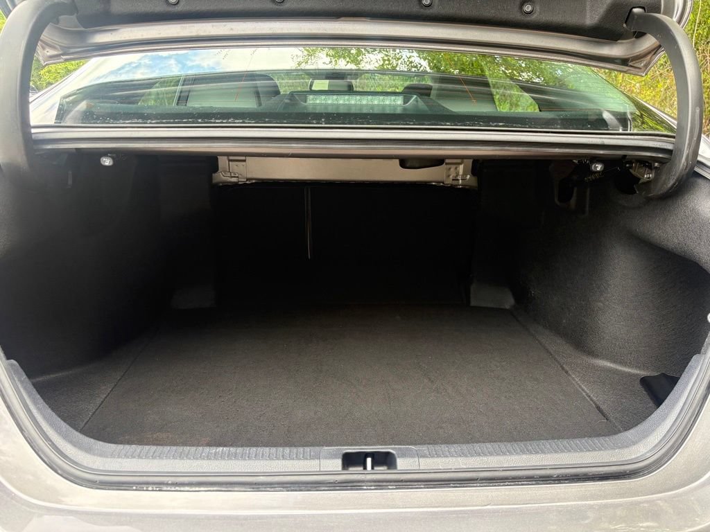 Used 2021 Toyota Camry XLE FWD image 20