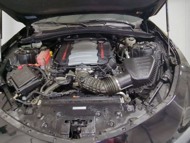 Used 2024 Chevrolet Camaro LT image 25