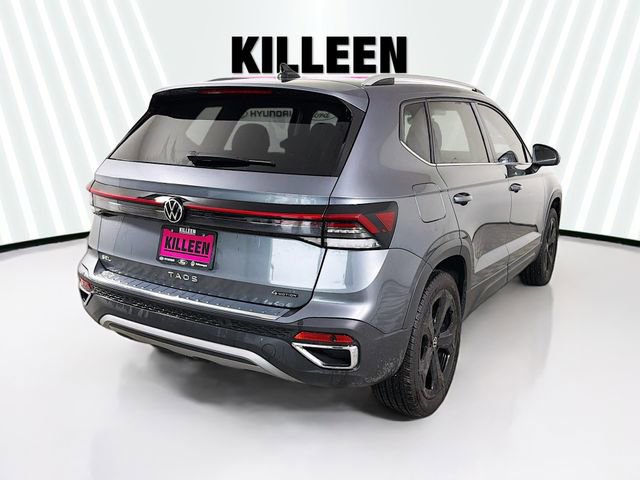 Used 2025 Volkswagen Taos SEL image 7