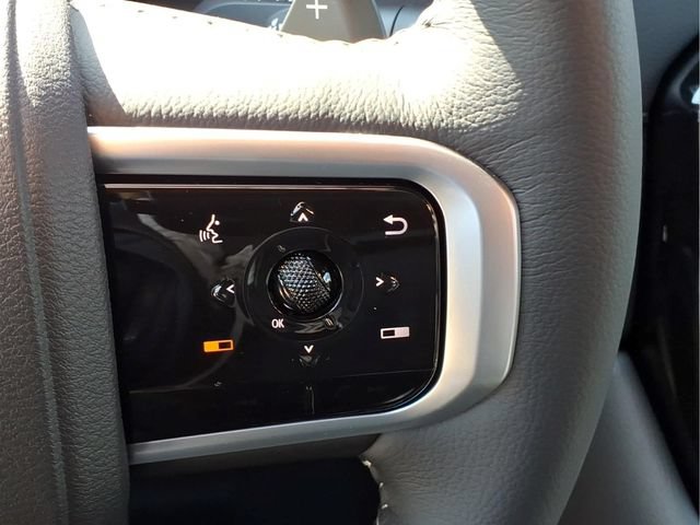 New 2026 Nissan Armada SL w/ Captain's Chari Seat Package AWD/4WD image 20