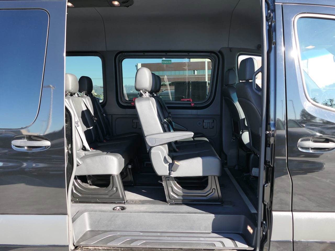 Used 2023 Mercedes-Benz Sprinter 2500 image 26