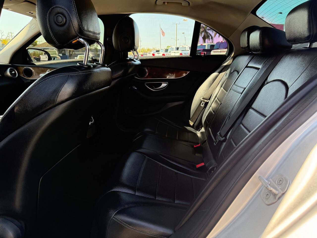 Used 2015 Mercedes-Benz C 300 4MATIC Sedan image 16