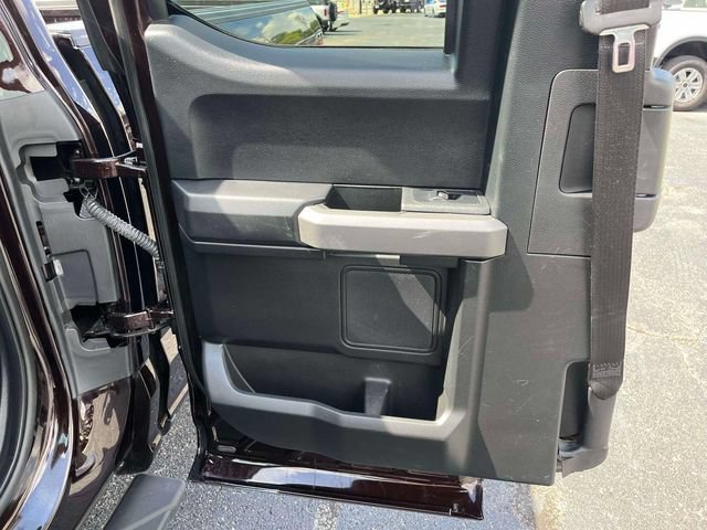 Used 2018 Ford F150 XLT w/ Equipment Group 302A Luxury AWD/4WD image 16