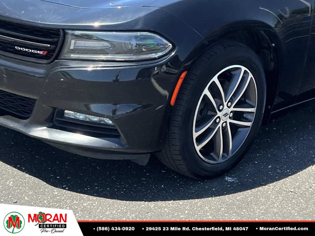 Used 2019 Dodge Charger SXT AWD/4WD image 8