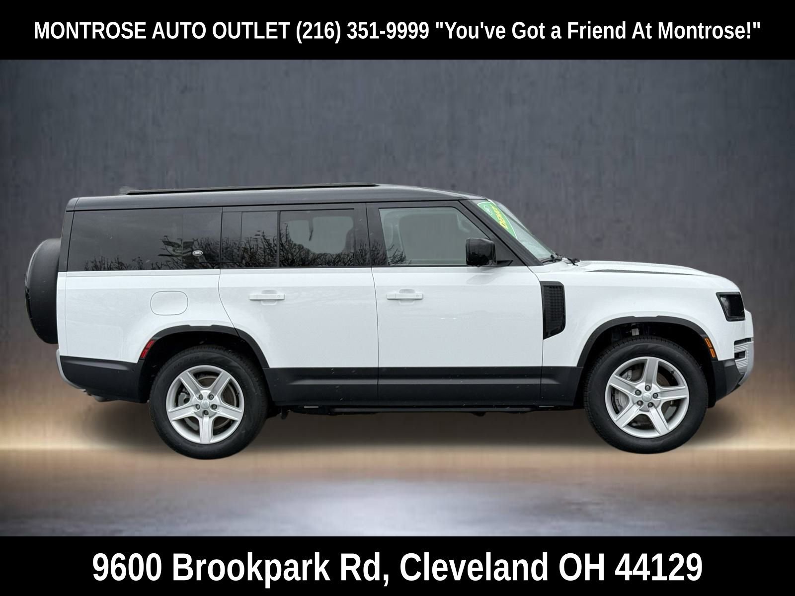 Used 2024 Land Rover Defender 130 S image 8