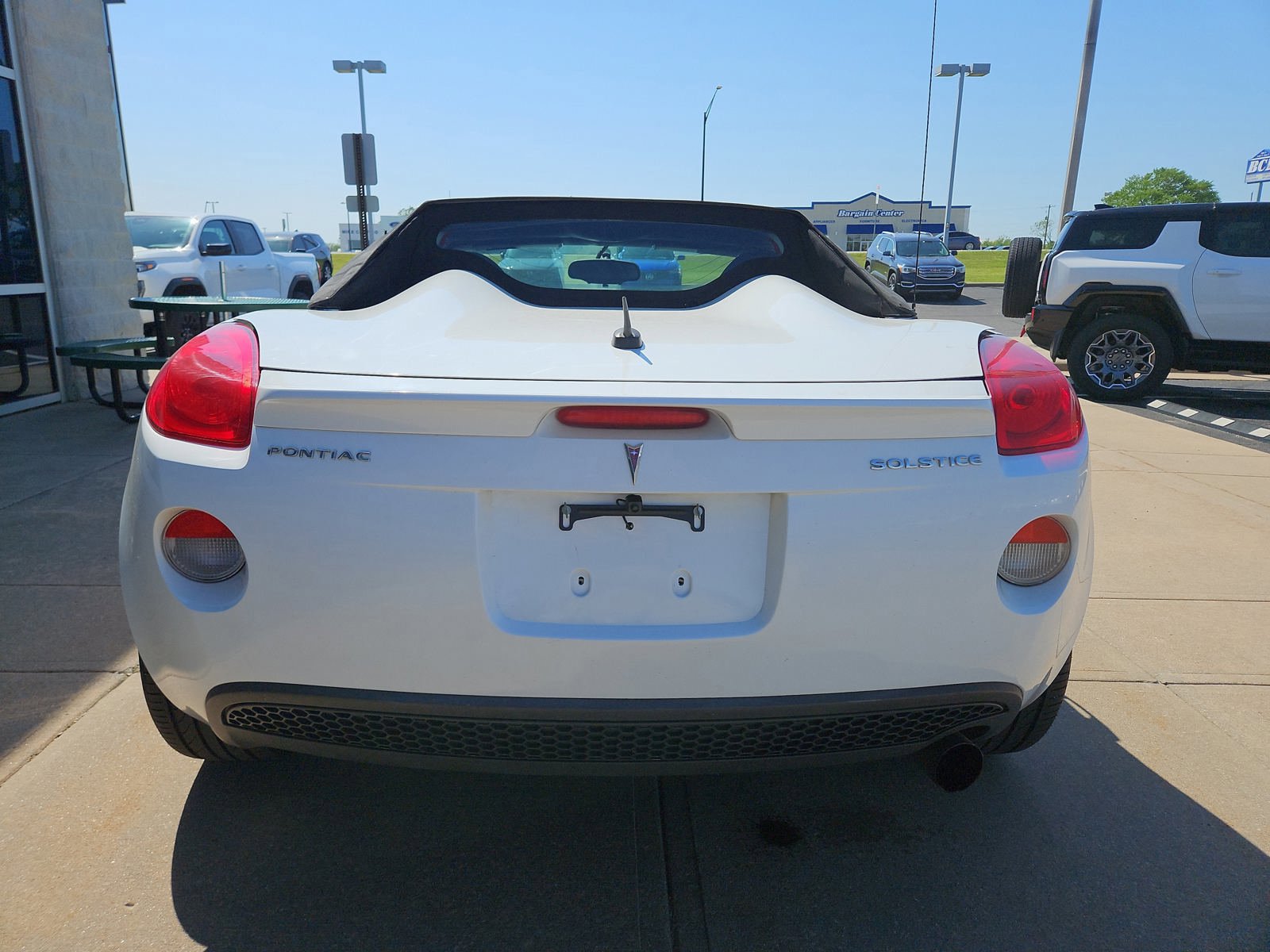 Used 2008 Pontiac Solstice Convertible w/ Premium Package RWD image 13
