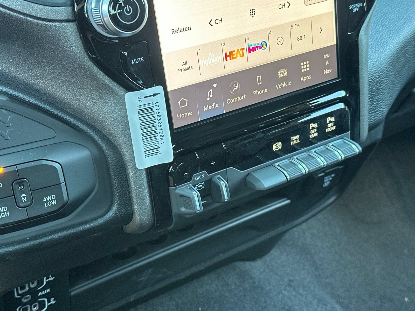 New 2026 RAM 2500 Tradesman AWD/4WD image 19