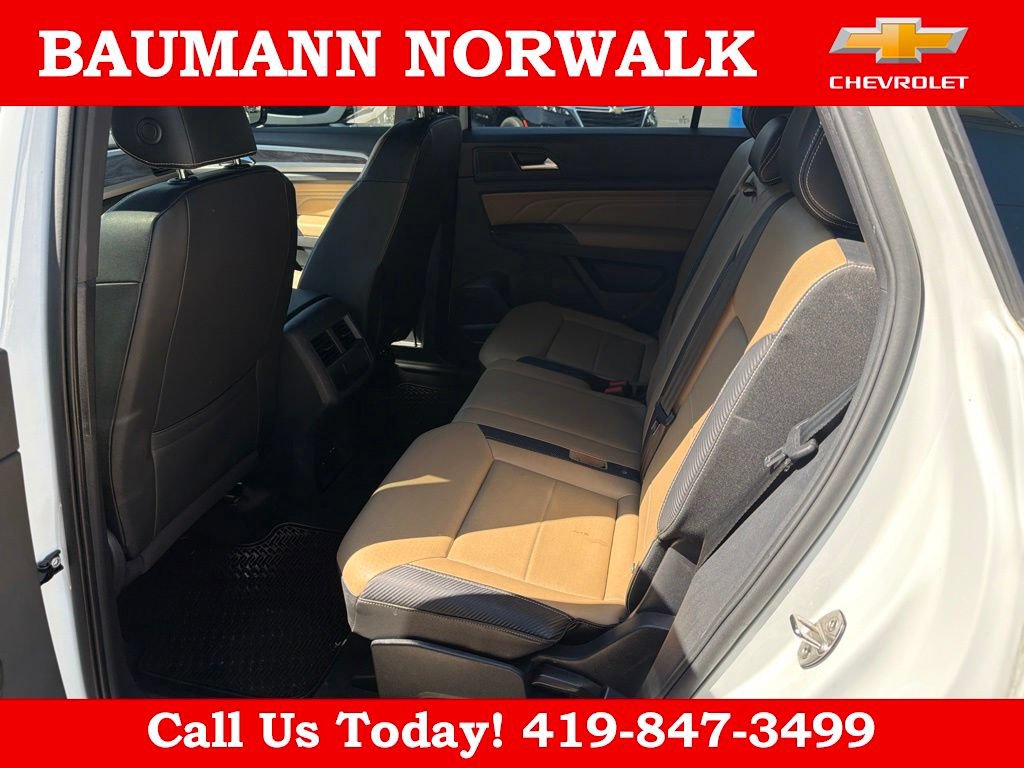 Used 2021 Volkswagen Atlas Cross Sport SE FWD image 38