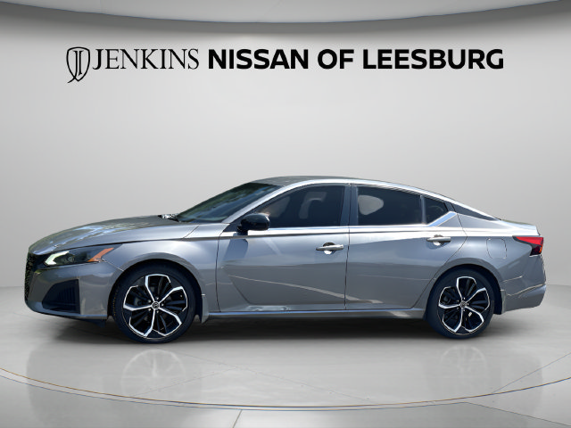 Certified 2024 Nissan Altima 2.5 SR FWD image 13