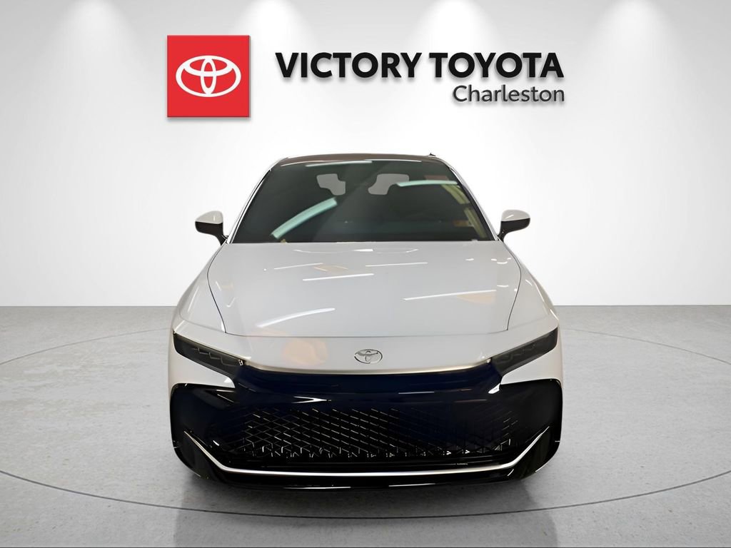 New 2025 Toyota Crown Platinum image 8