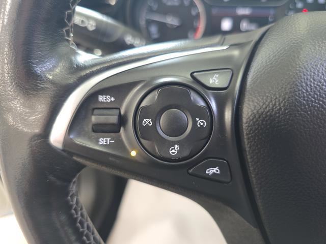 Used 2019 Buick Regal Essence w/ Driver Confidence Package I image 15