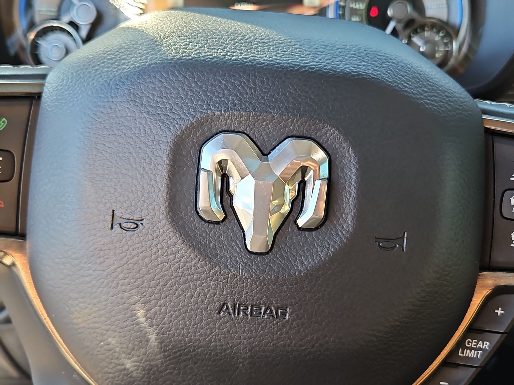 Used 2020 RAM 1500 Limited AWD/4WD image 27