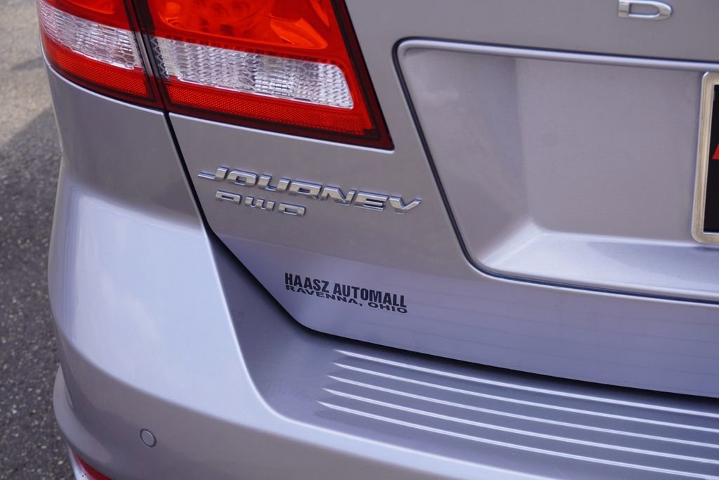 Used 2015 Dodge Journey R/T w/ Flexible Seating Group image 7