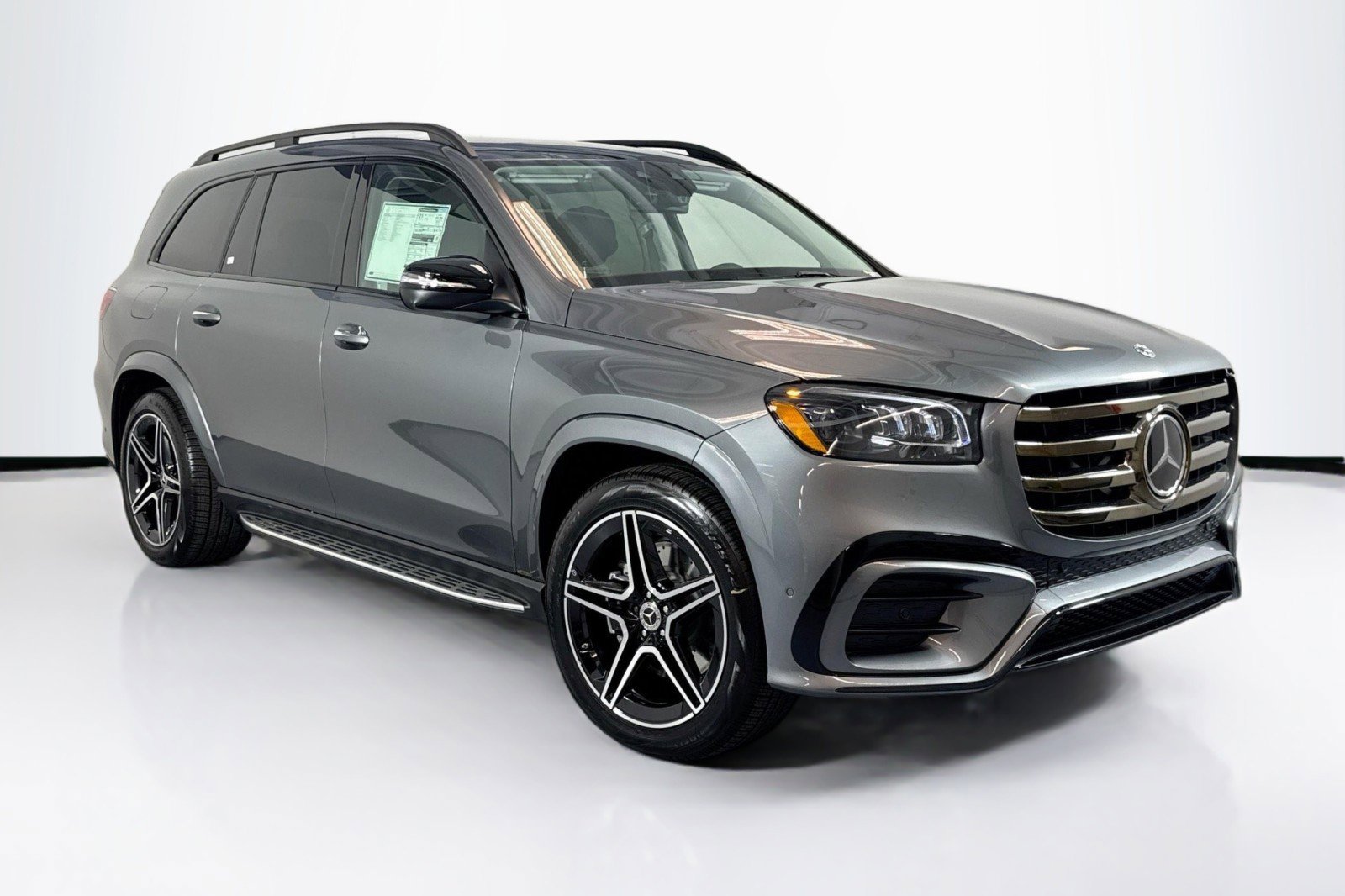 New 2026 Mercedes-Benz GLS 450 4MATIC image 3