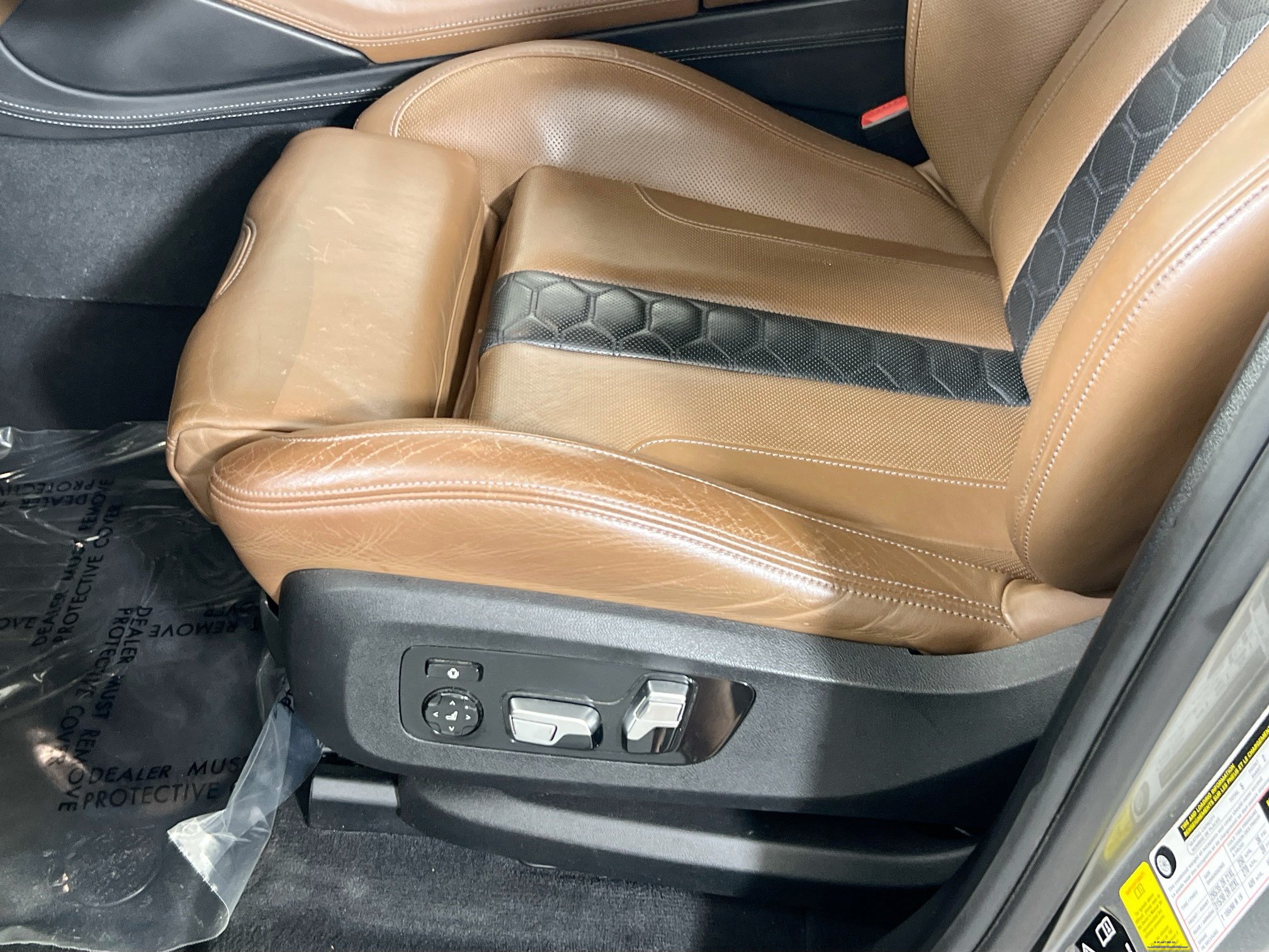 Used 2020 BMW X5 M Competition AWD/4WD image 18