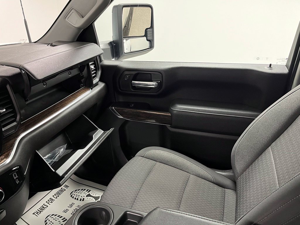 Used 2025 GMC Sierra 3500 SLE w/ SLE Convenience Package AWD/4WD image 37