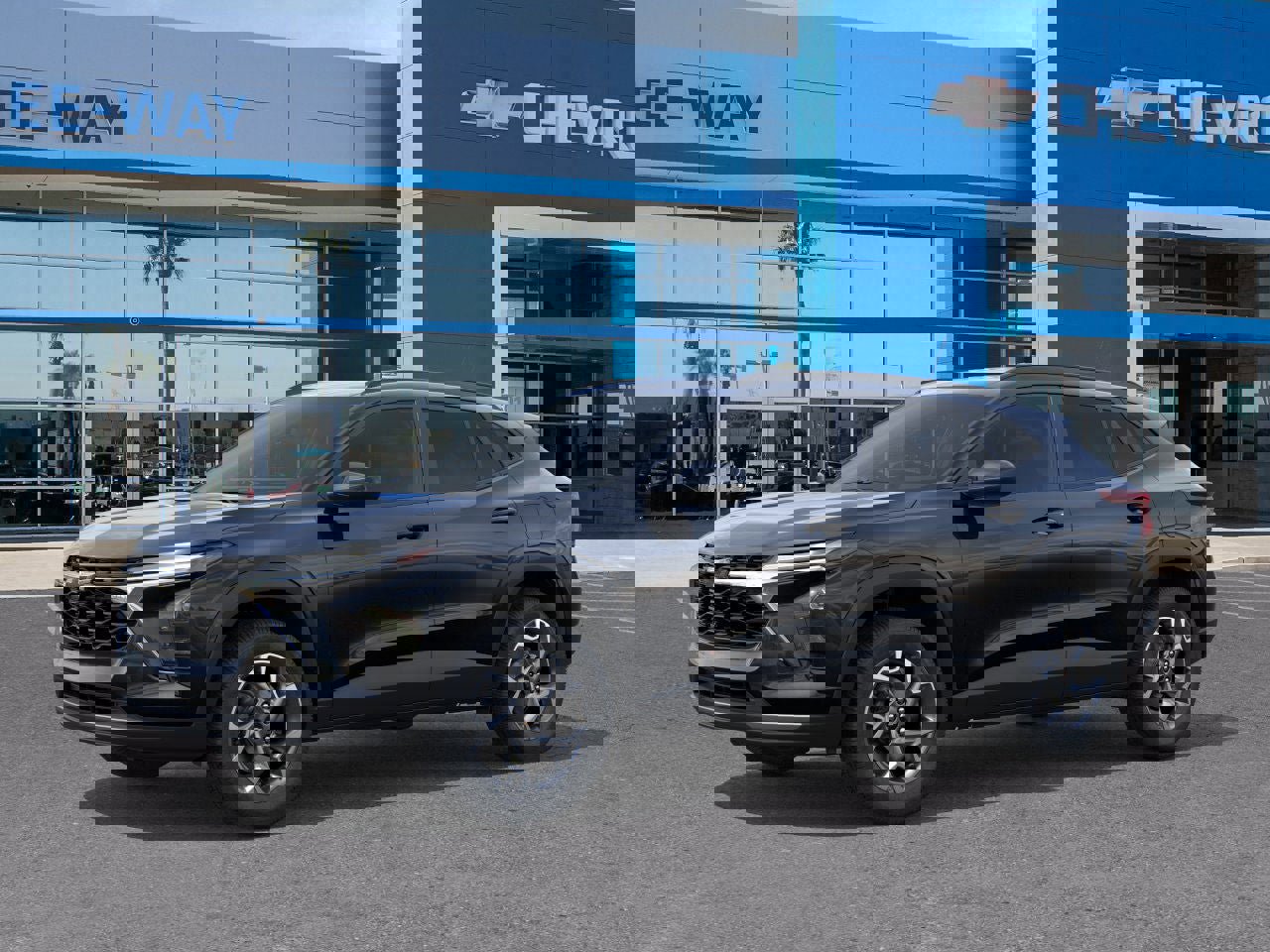 New 2026 Chevrolet Trax LT w/ Driver Confidence Package image 2