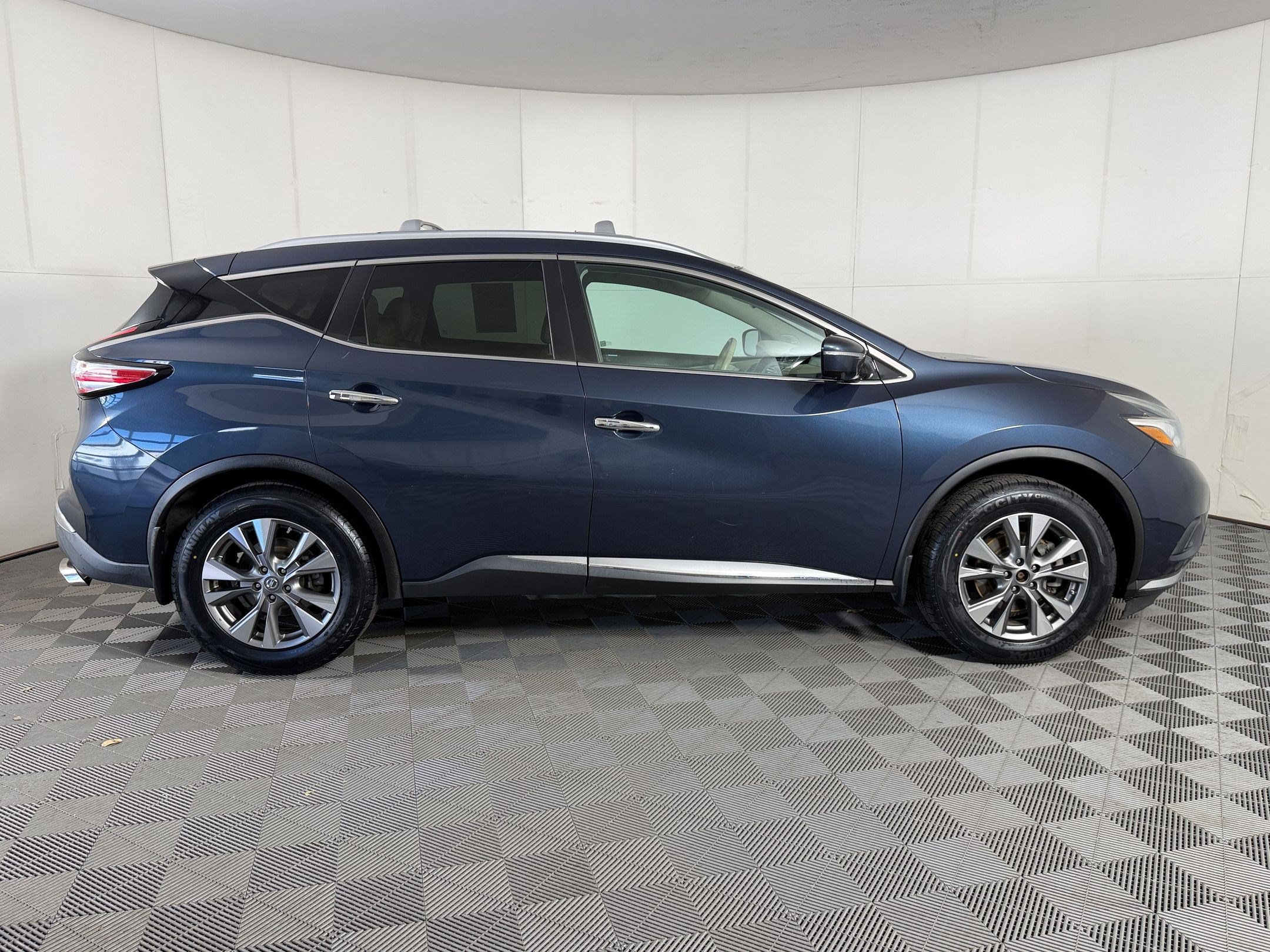 Used 2015 Nissan Murano SL AWD/4WD image 8