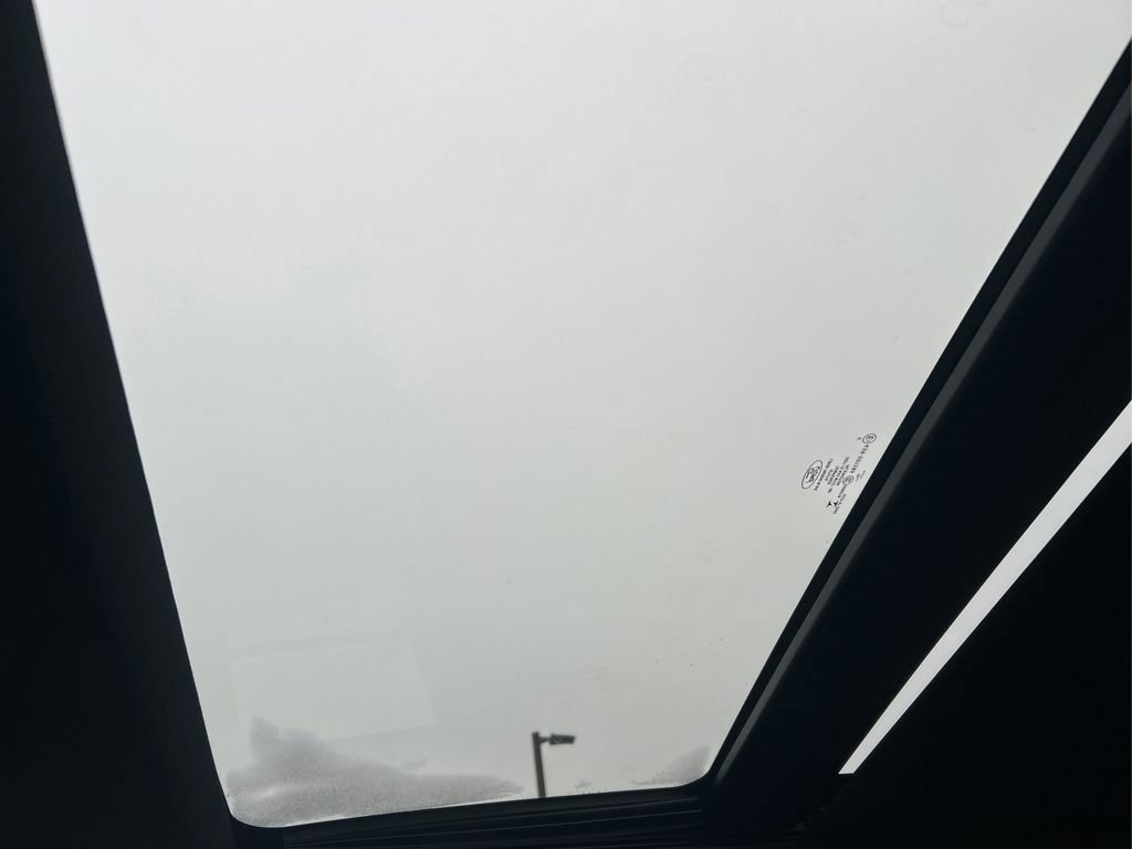 Used 2020 Ford Explorer ST w/ ST High-Performance Pack image 19