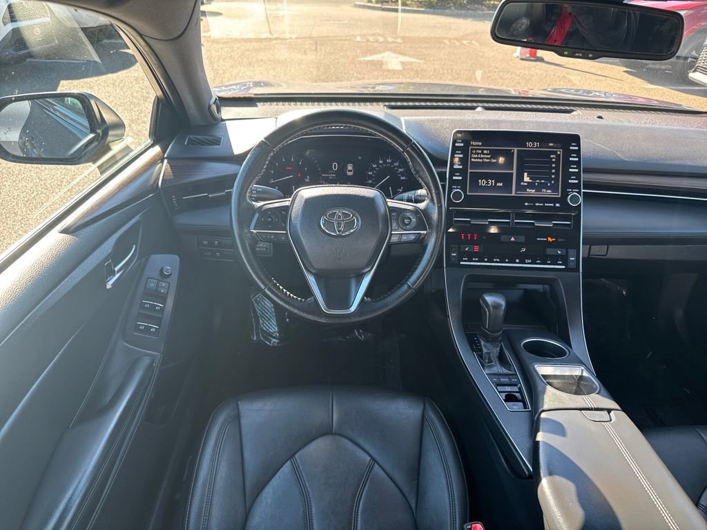 Used 2019 Toyota Avalon XLE w/ Moonroof Package image 11