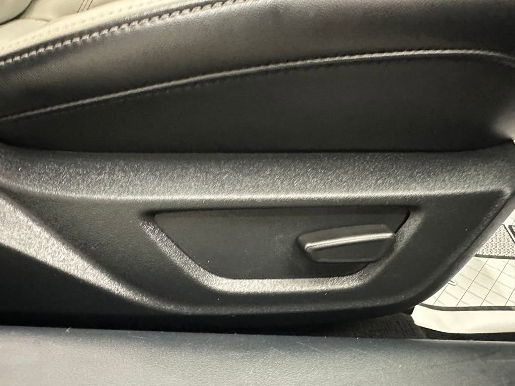 Used 2024 Ford Mustang Premium image 32