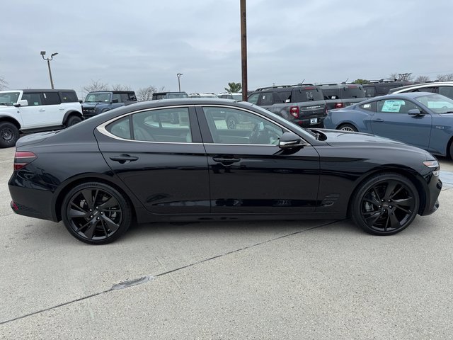 Used 2023 Genesis G70 2.0T w/ Sport Prestige Package image 7