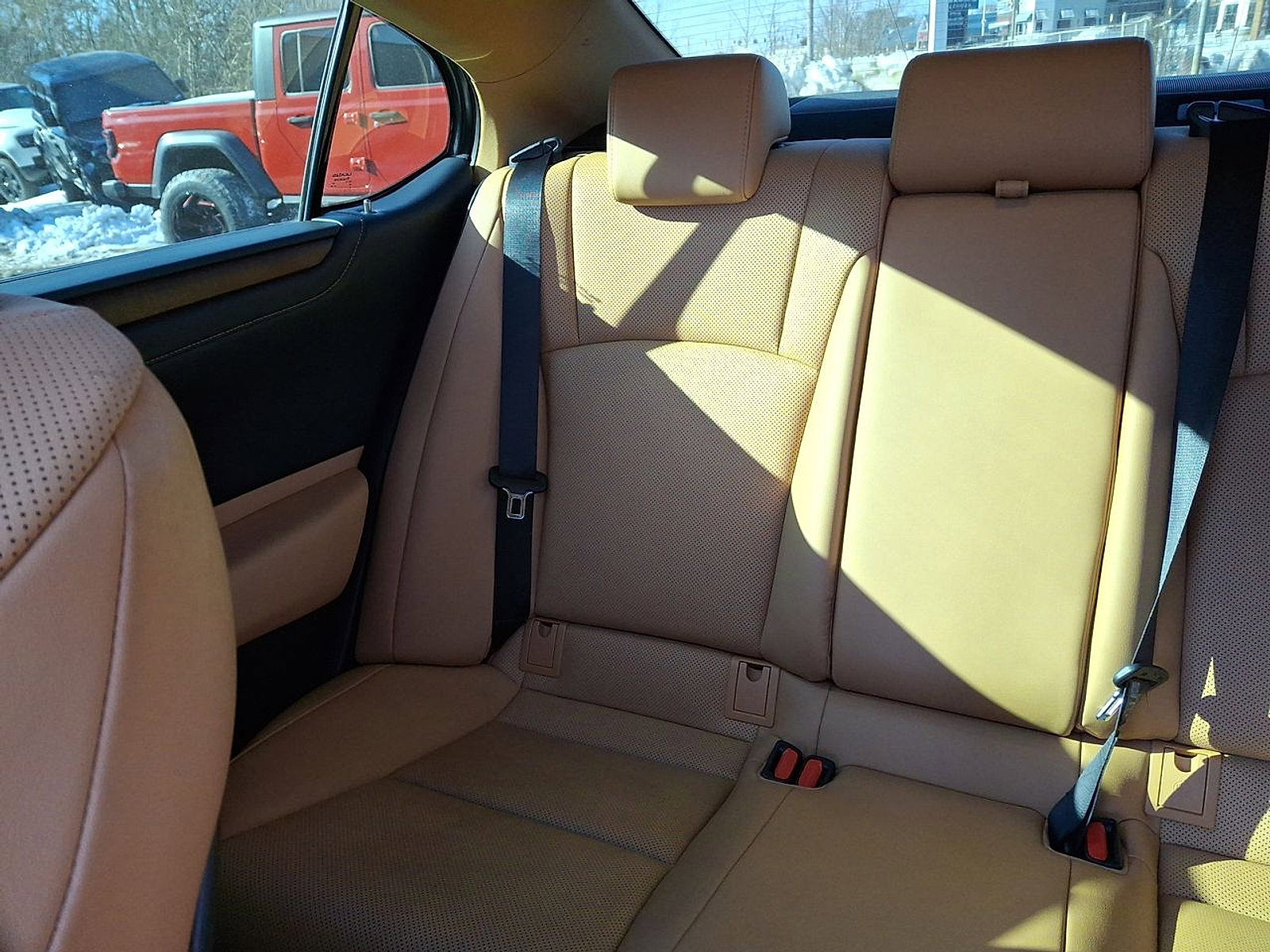 Used 2022 Lexus ES 350 w/ Premium Package image 12