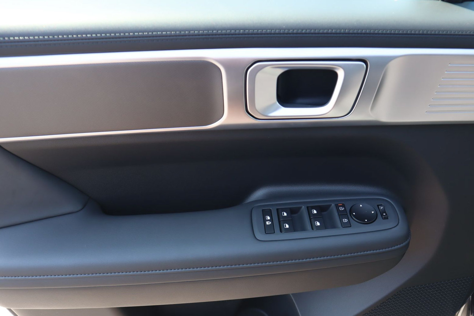 New 2027 Hyundai Santa Fe SEL AWD/4WD image 22