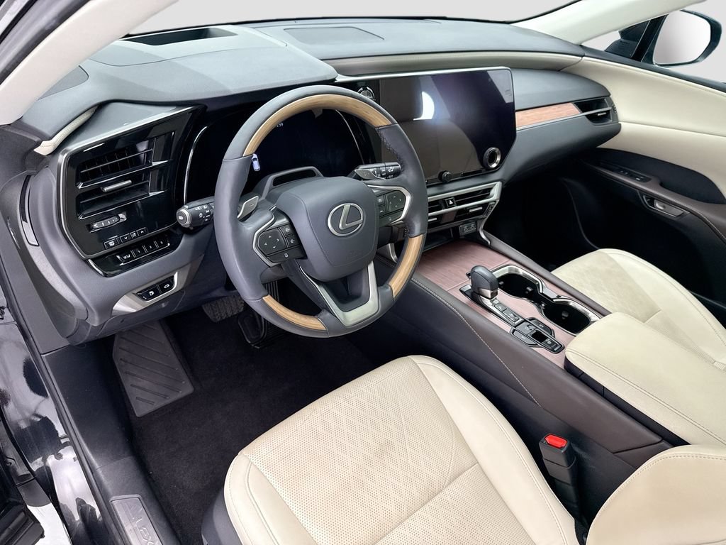 Used 2023 Lexus RX 350 Premium Plus w/ Cold Area Package FWD image 9