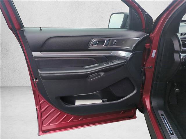 Used 2019 Ford Explorer Sport image 9