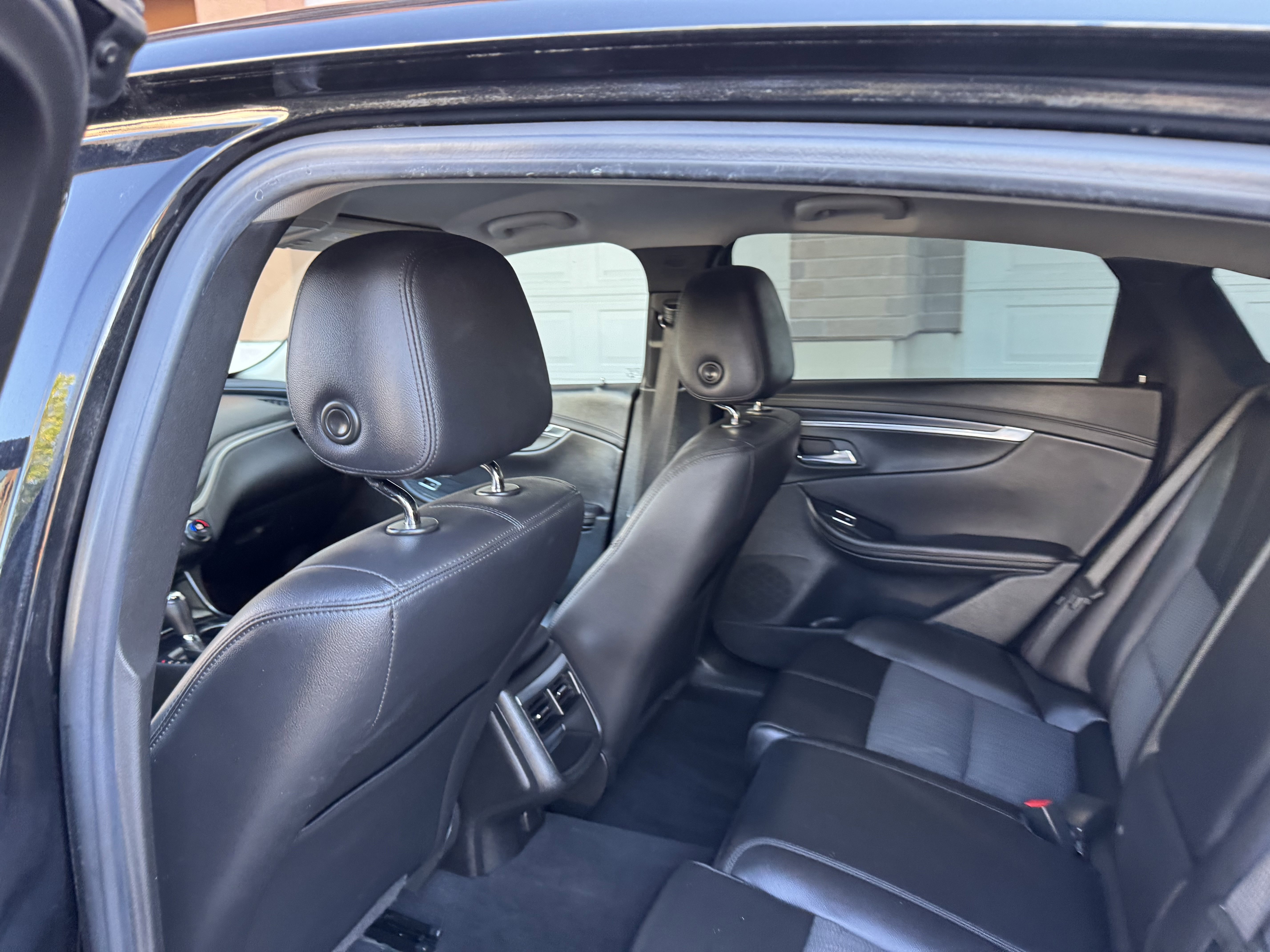 Used 2018 Chevrolet Impala LT image 24