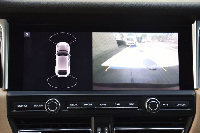 Used 2019 Porsche Macan AWD/4WD image 18