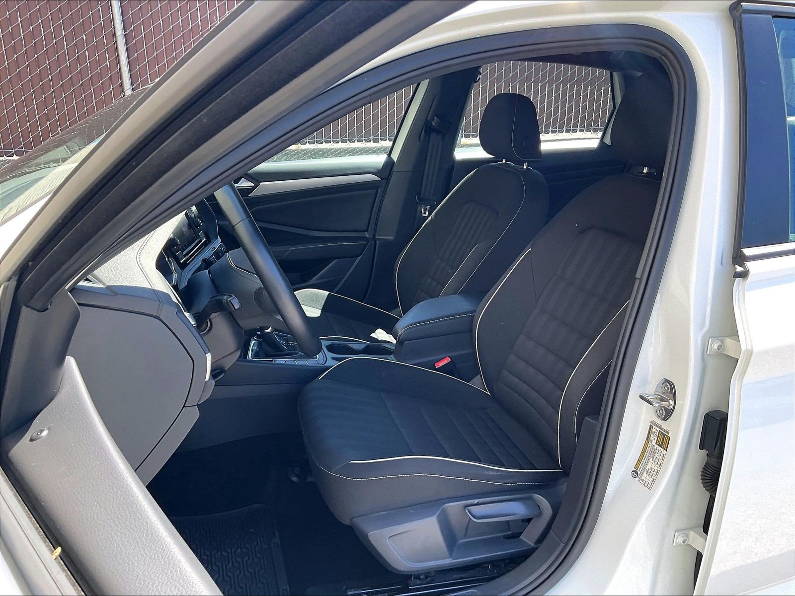 Certified 2023 Volkswagen Jetta Sport FWD image 24