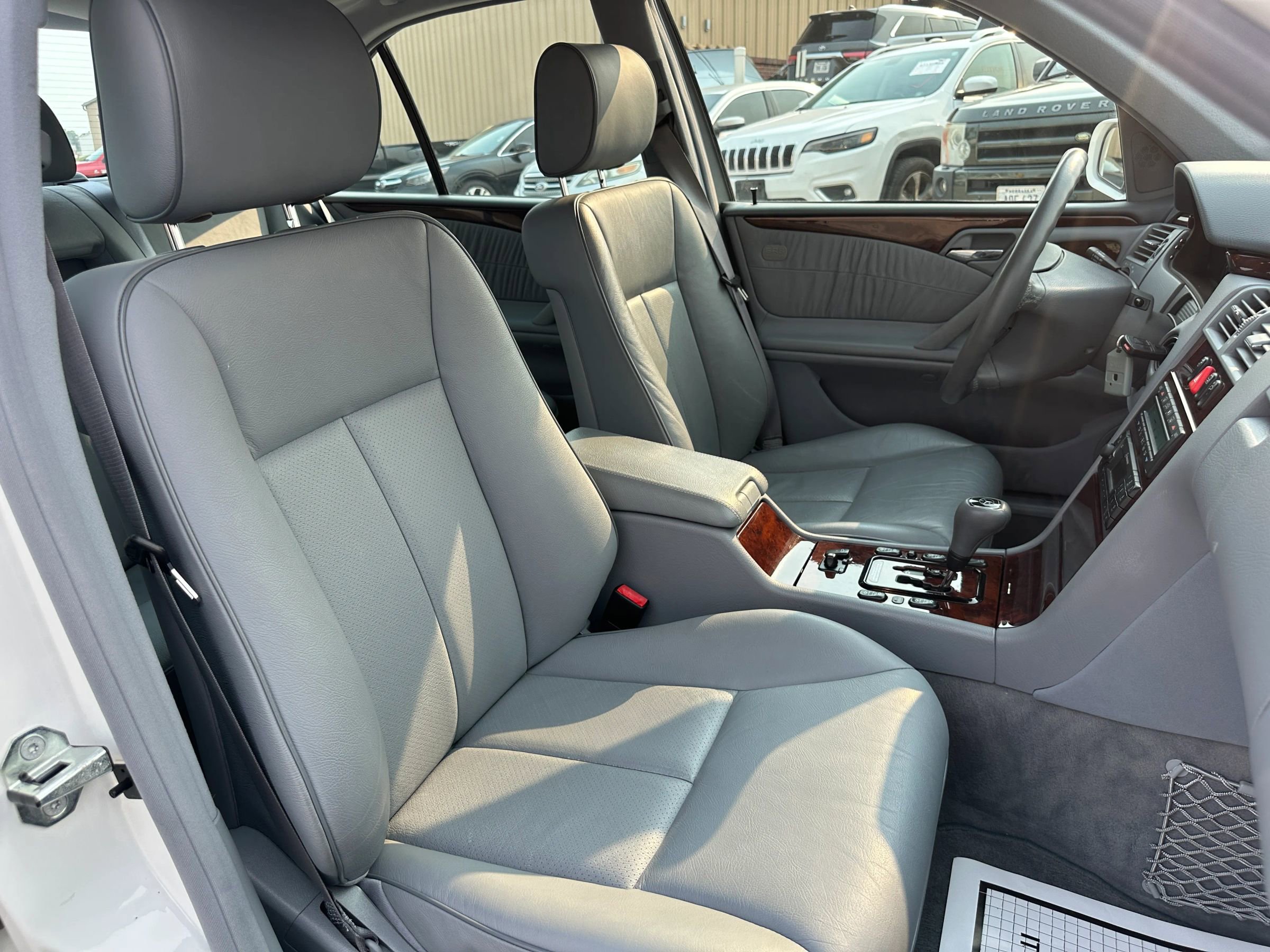 Used 2000 Mercedes-Benz E 430 E 430 Sedan 4D image 14