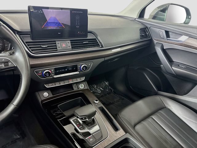 Used 2023 Audi Q5 2.0T Premium w/ Convenience Package AWD/4WD image 22