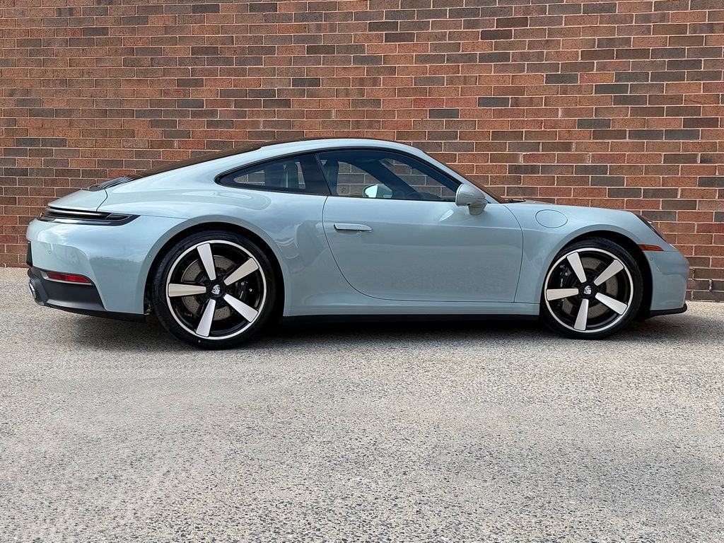 New 2026 Porsche 911 Carrera 4S image 7