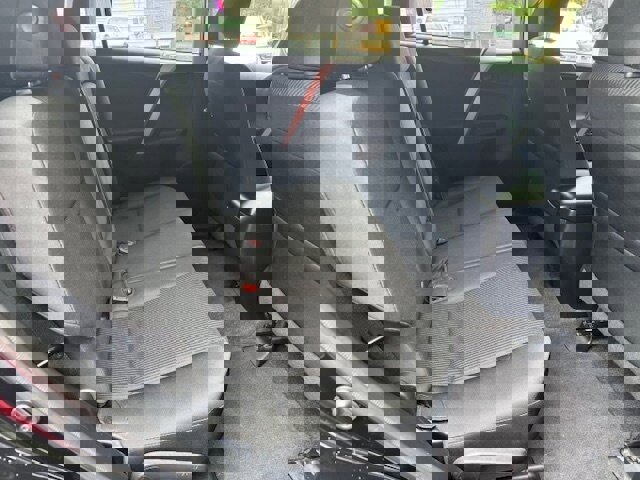 Used 2017 Toyota RAV4 LE image 17