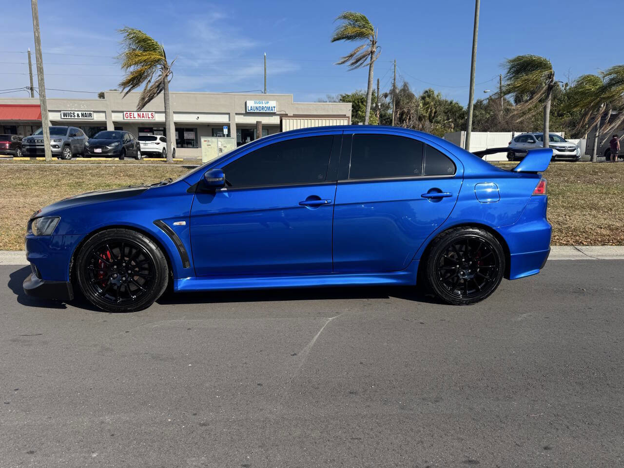 Used 2015 Mitsubishi Lancer Evolution GSR image 3